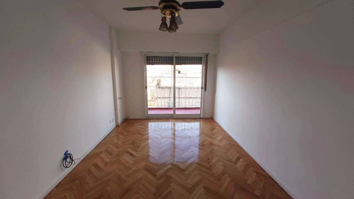 Emilio Mitre 1200