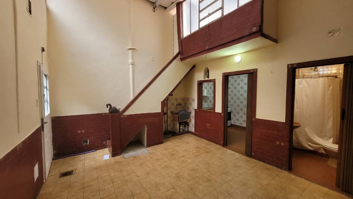 Víctor Martínez 1300